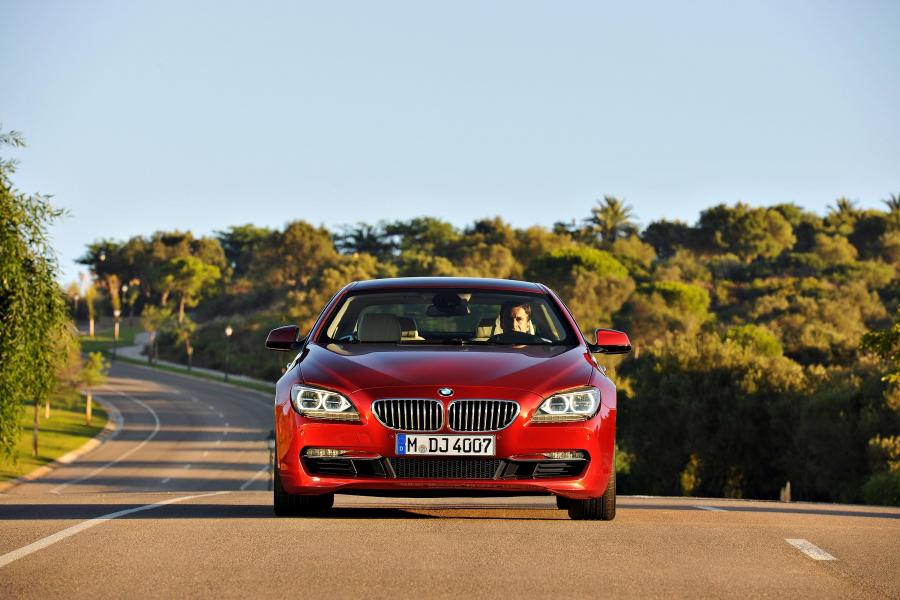  BMW 650i Coupe 2012 года  (фото 32 из 59)